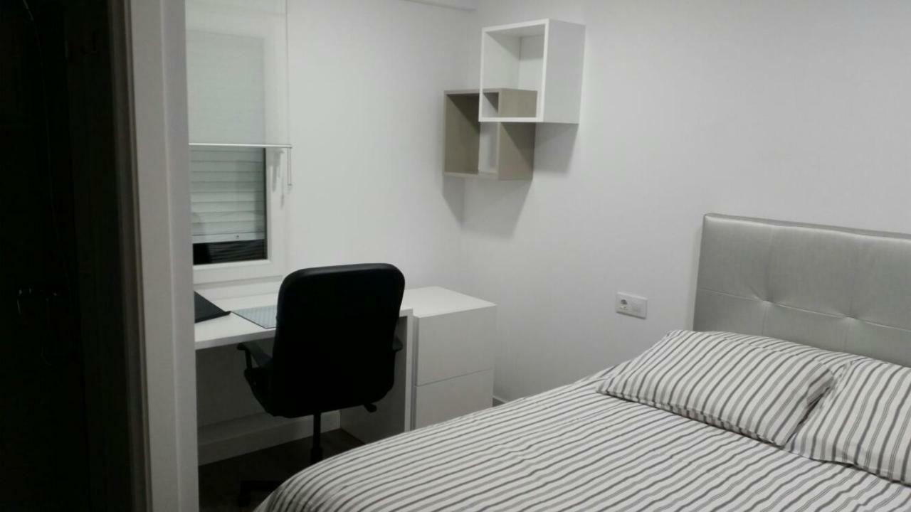 Piso En Monasterio De Caaveiro Apartment A Coruna Luaran gambar